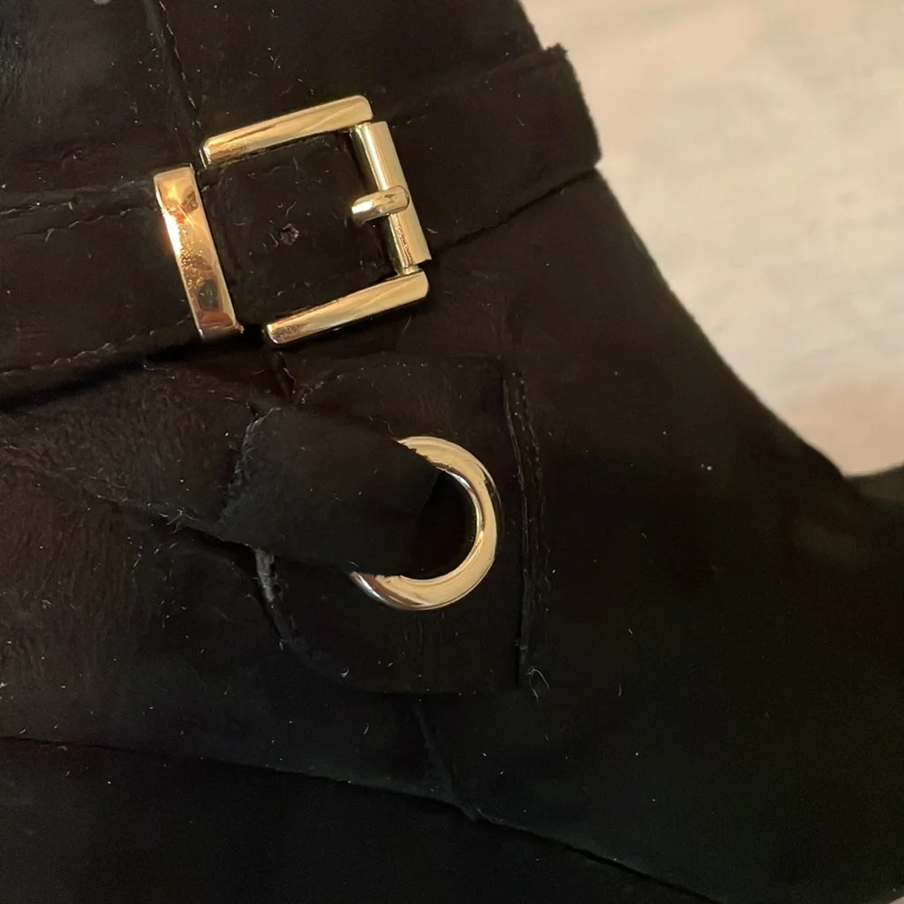 Unique black and gold booties - Picture 5 of 6